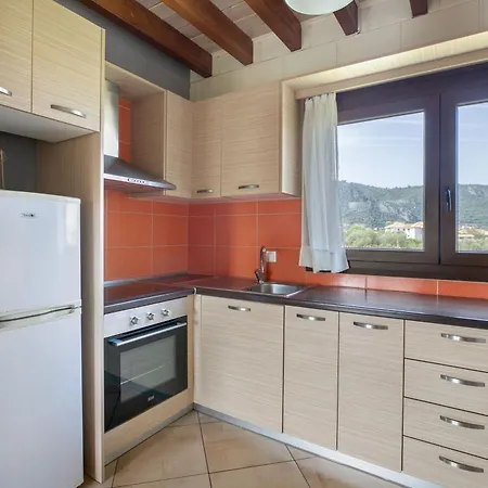 Ageras Santa Marina * Lefkada City